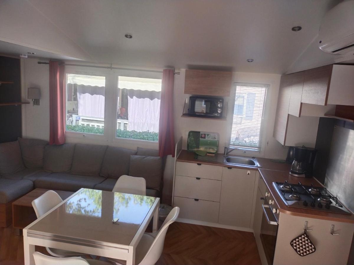 Mobil Home Au Precieux Valras-Plage Exteriör bild